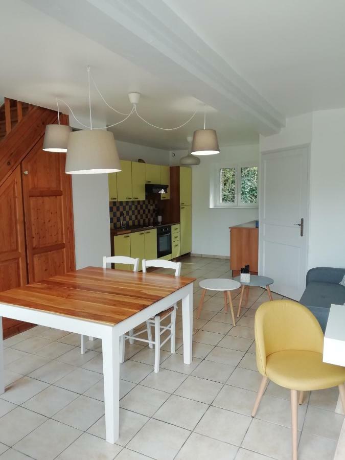 Gite Le Moulin Saint-Vaast-sur-Seulles Zewnętrze zdjęcie